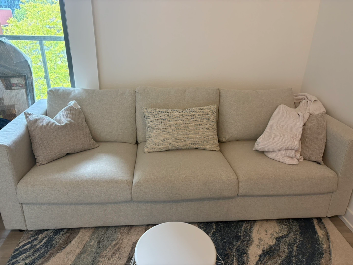 IKEA: Finnala 3 seat couch - photo 2