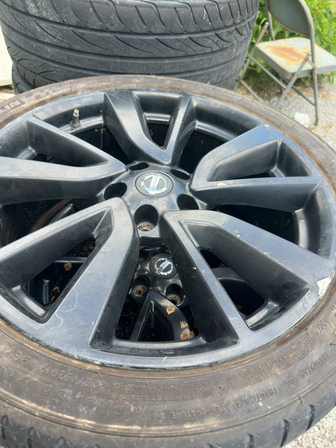 Nissan tires - photo 2