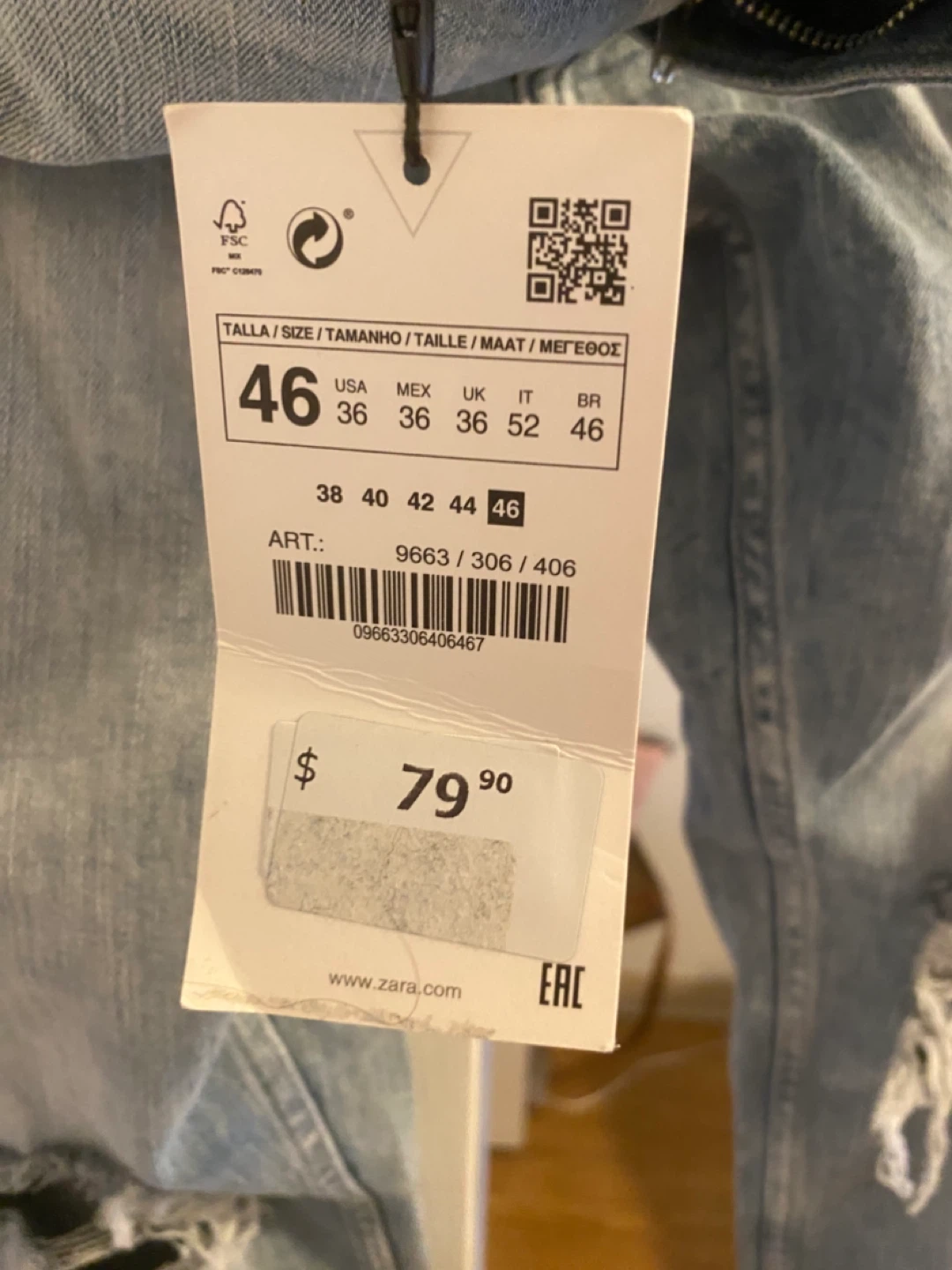 Zara Light Wash Distressed Jeans BNWT size 46 - photo 2