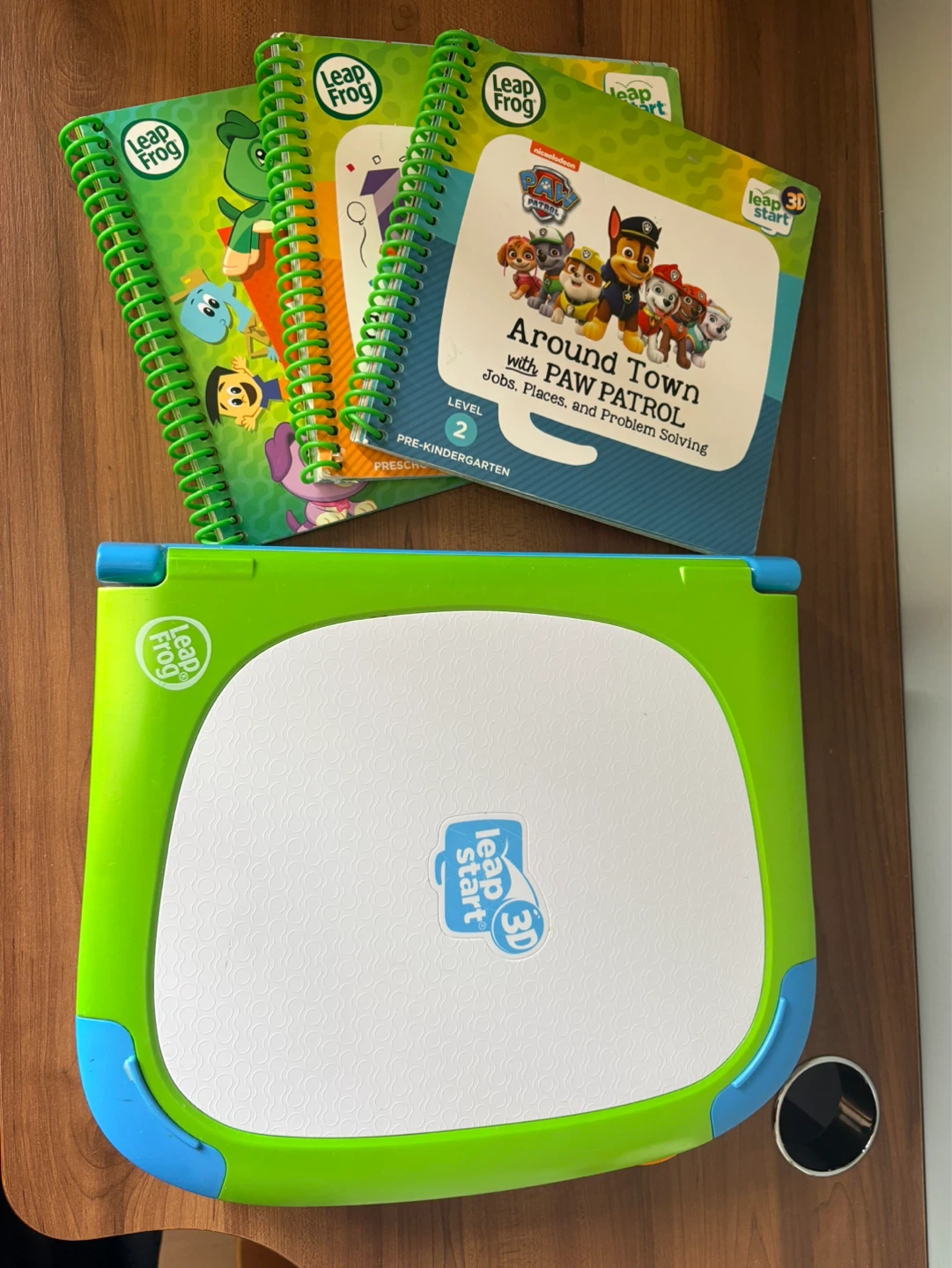 Leap Frog LeapStart 3D Interactive Learning System with Books