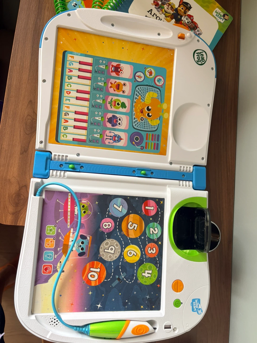 Leap Frog LeapStart 3D Interactive Learning System with Books - photo 2