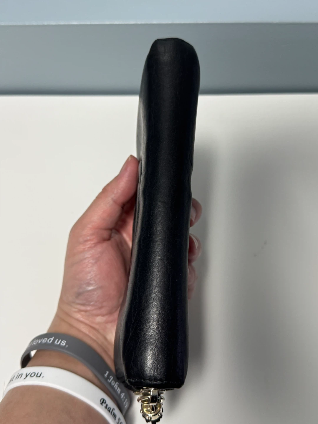 Gucci Soho Black Leather zippy Wallet - photo 5