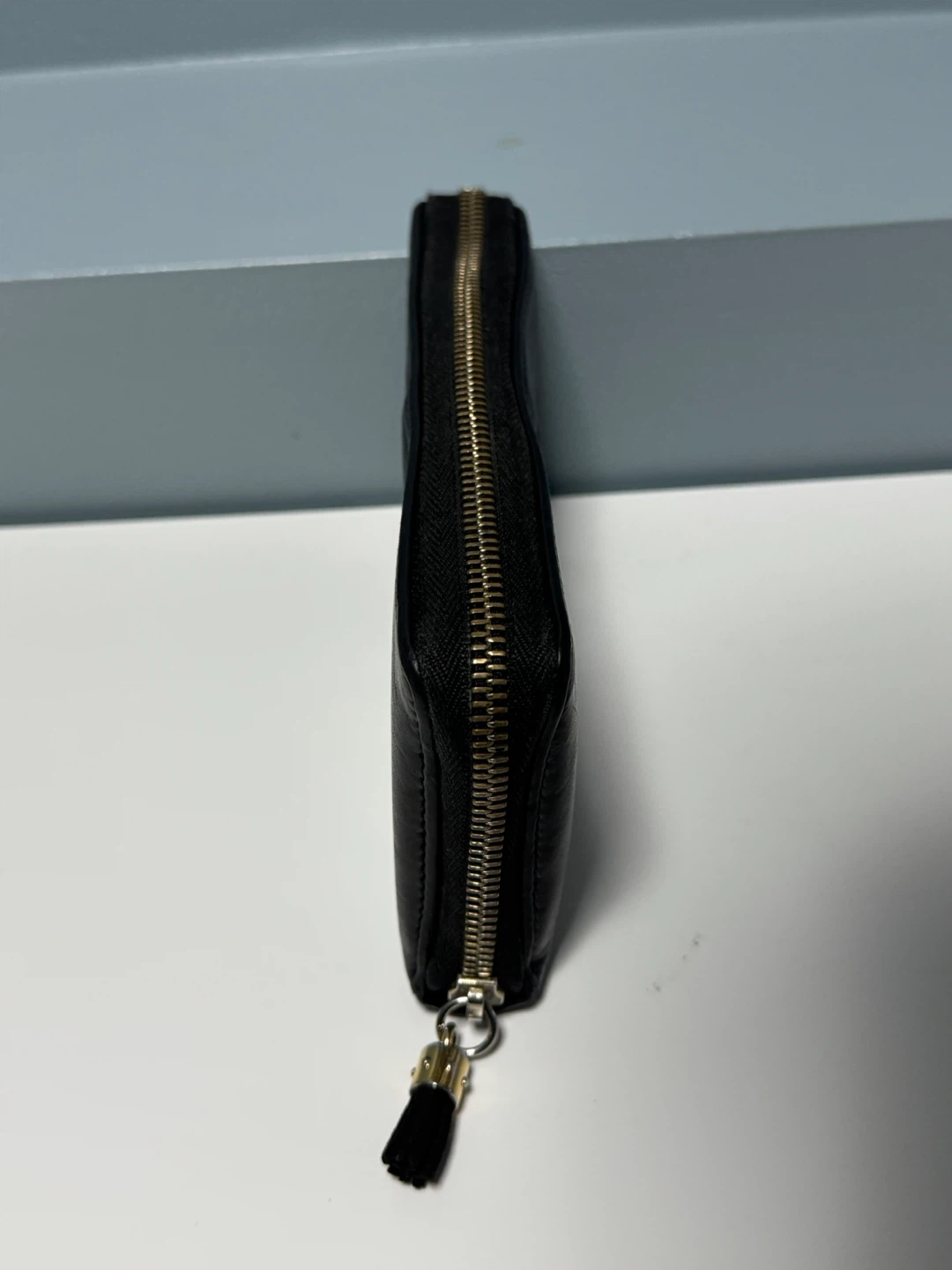 Gucci Soho Black Leather zippy Wallet - photo 4