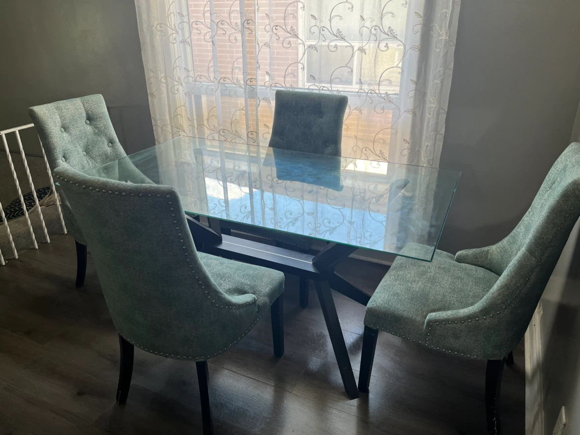 Dinning table and chairs