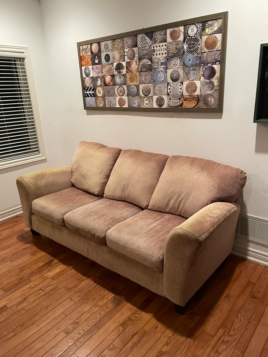FREE DELIVERY. Sofa / Couch - photo 2