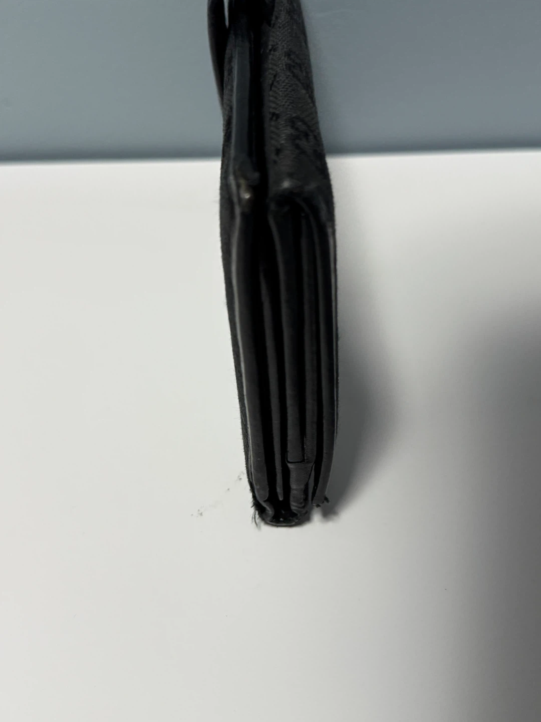 Gucci Black GG Canvas Bi-Fold Wallet - photo 2