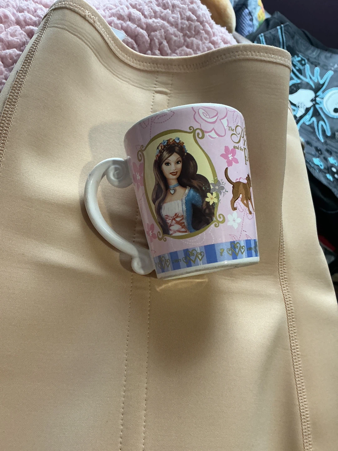 Barbie "Princess and the Frog" Coffee Mug ⚽