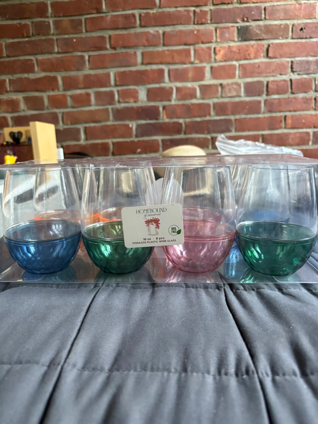Stemless Plastic Wine Glasses - 8 Pieces