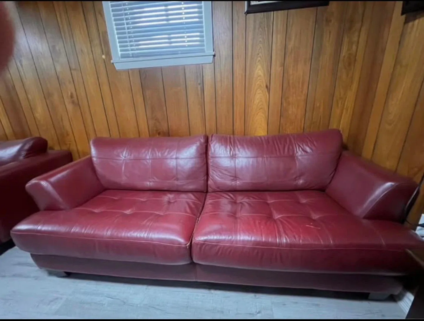 Cindy Crawford HOME Red Leather Sofa - photo 2