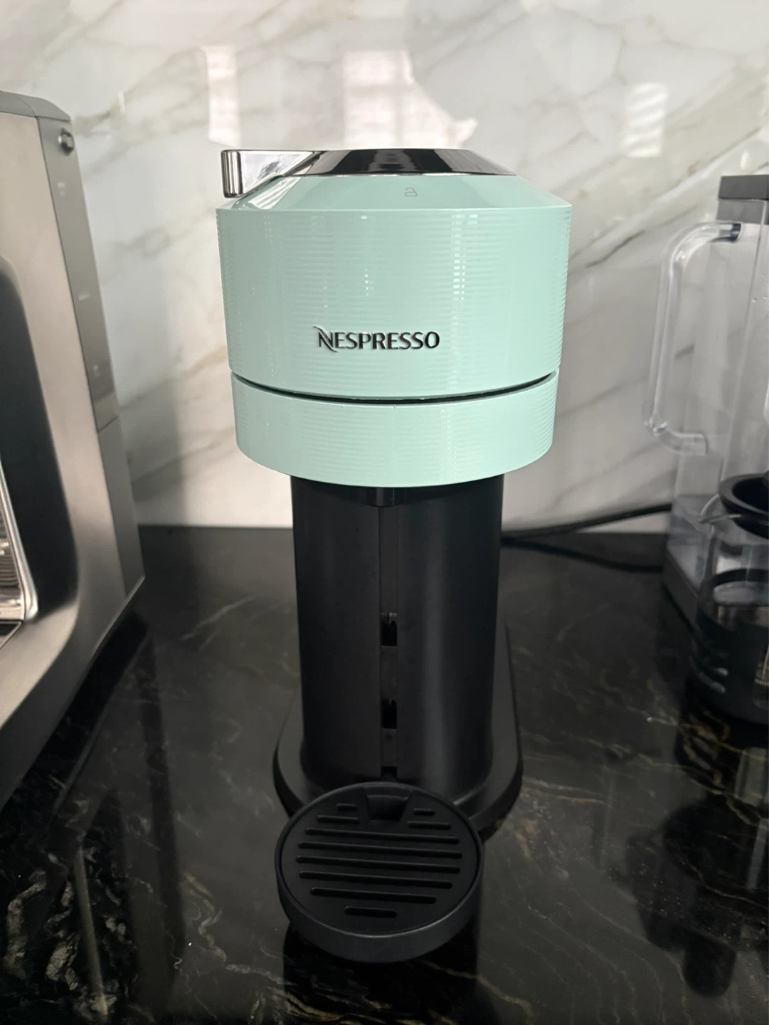 Nespresso Vertuo Next Coffee Machine - Mint