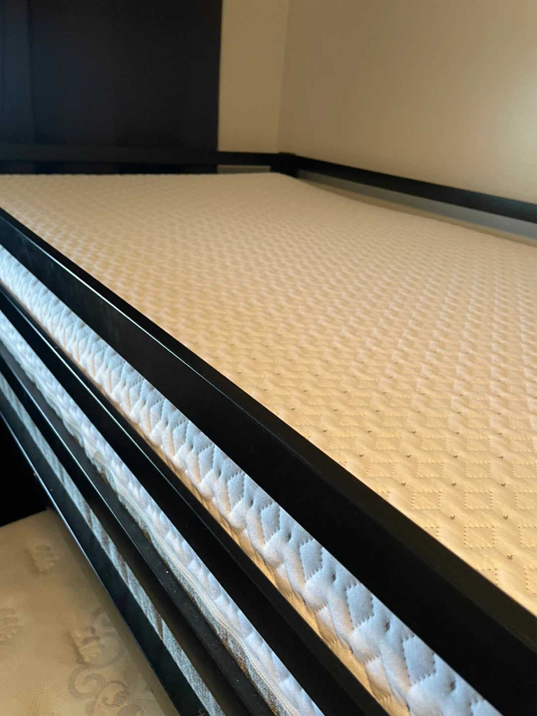 Black metal Bunk Bed with mattresses - photo 3
