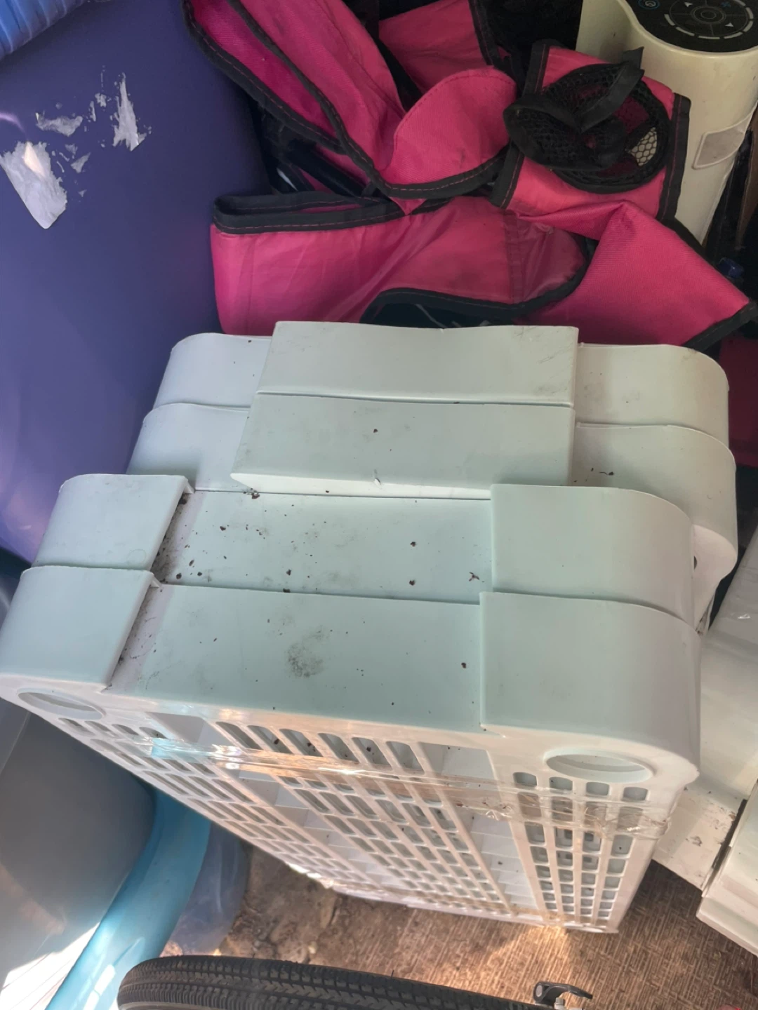 Stackable Storage shelves with Lids - photo 4