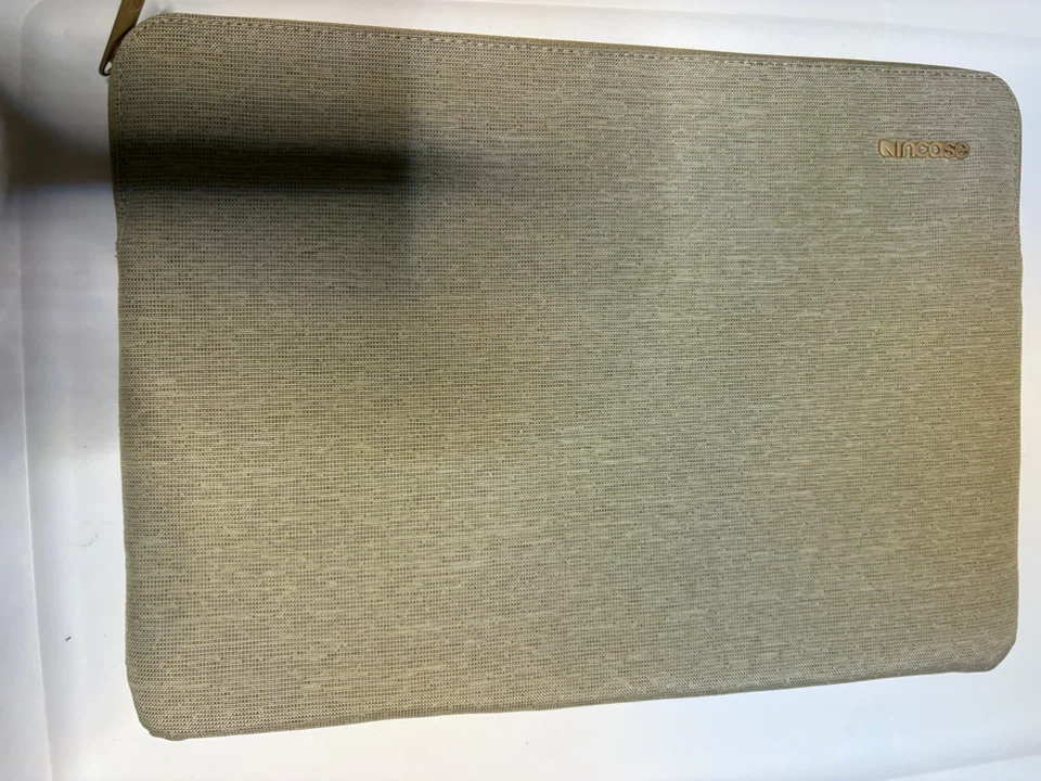 Incase Laptop Sleeve - photo 3