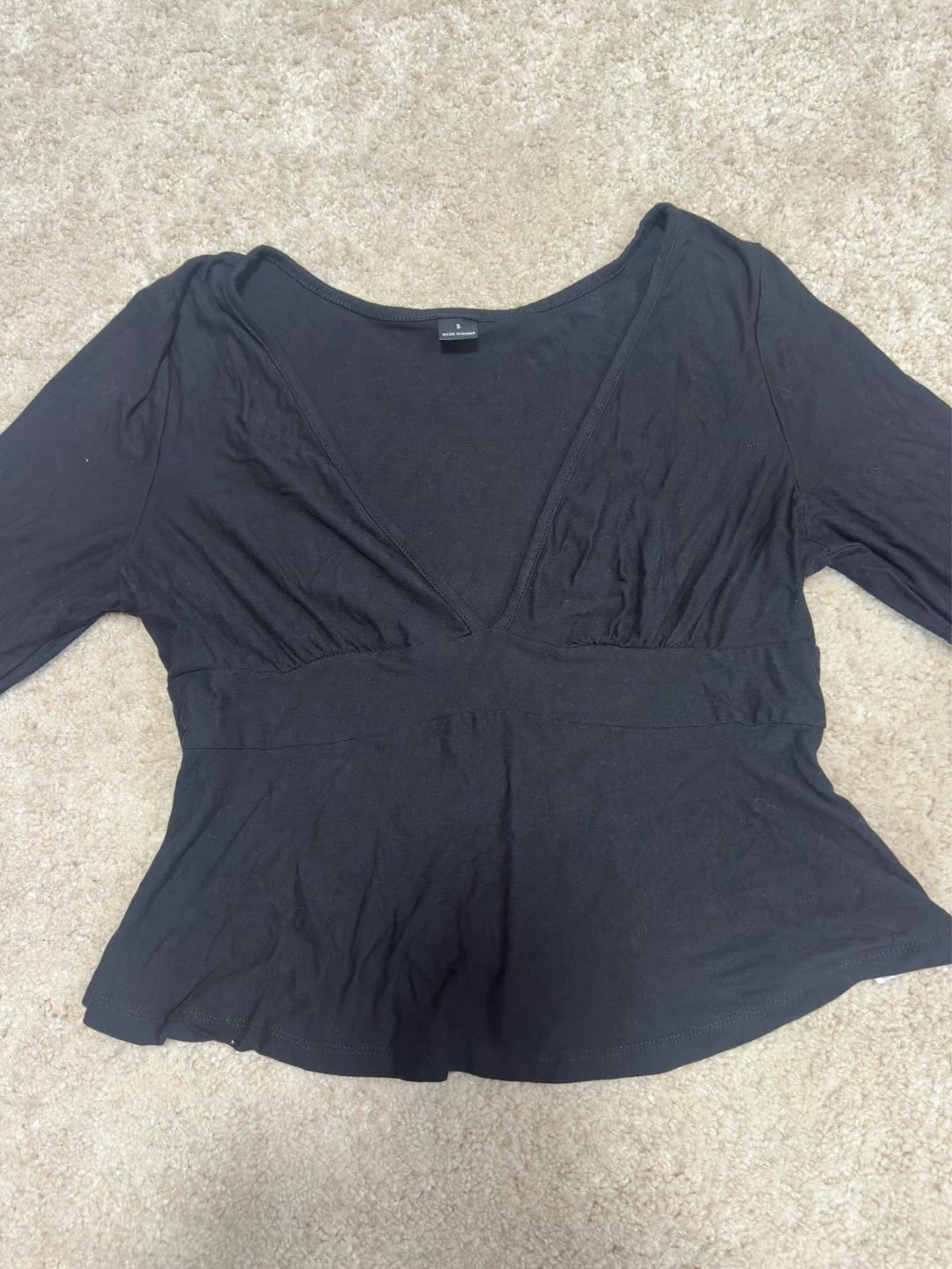 Black Long Sleeve V-Neck Peplum Top