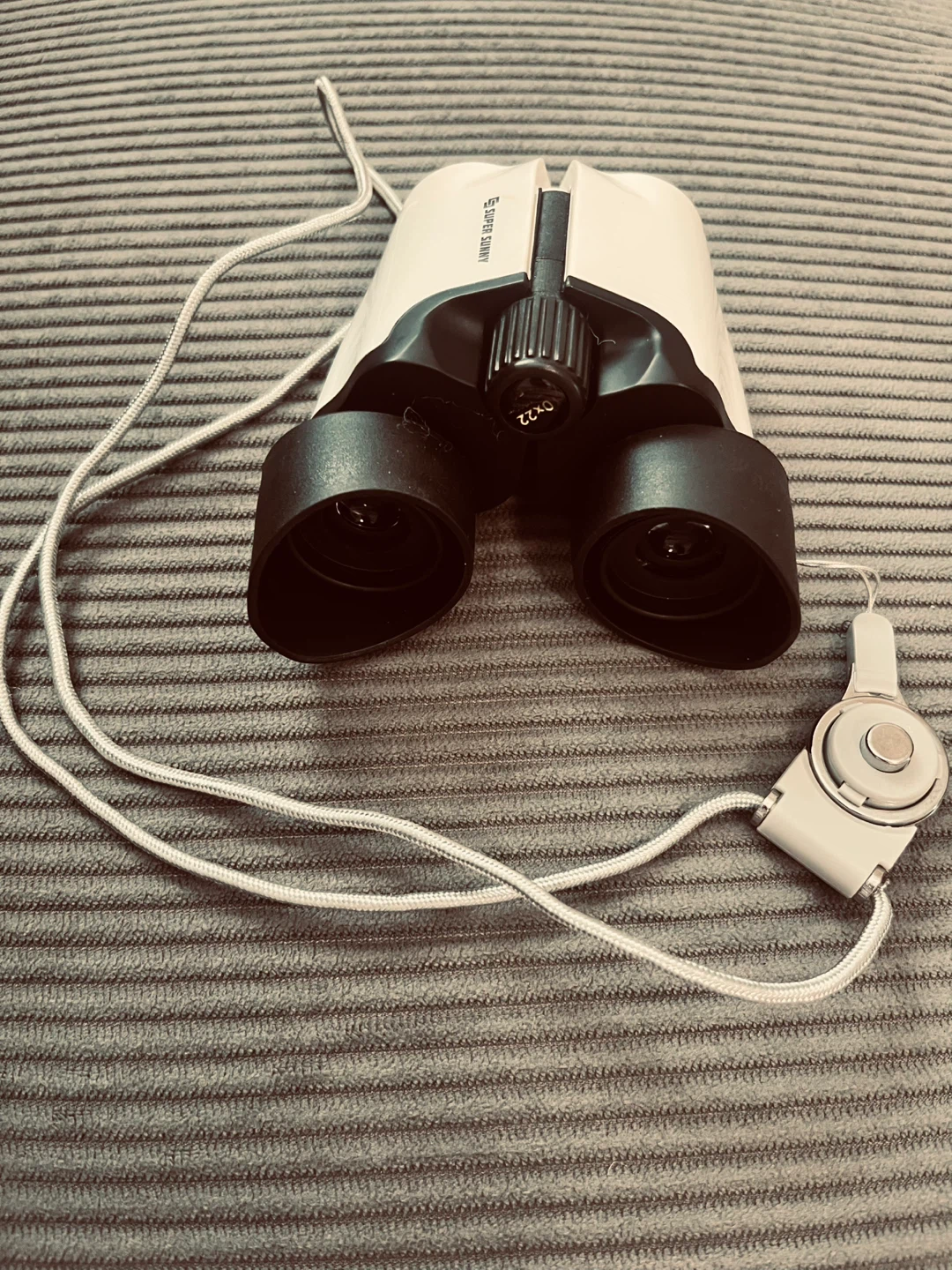 Super Sunny Binoculars with Case