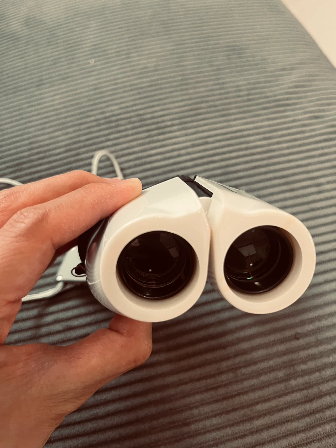 Super Sunny Binoculars with Case - photo 4