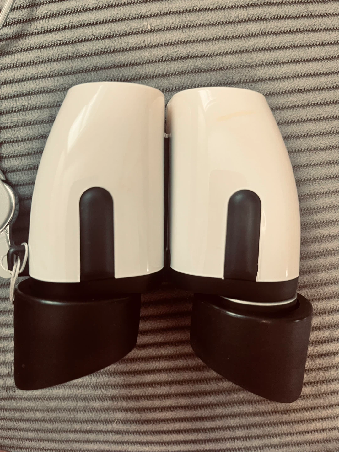Super Sunny Binoculars with Case - photo 5