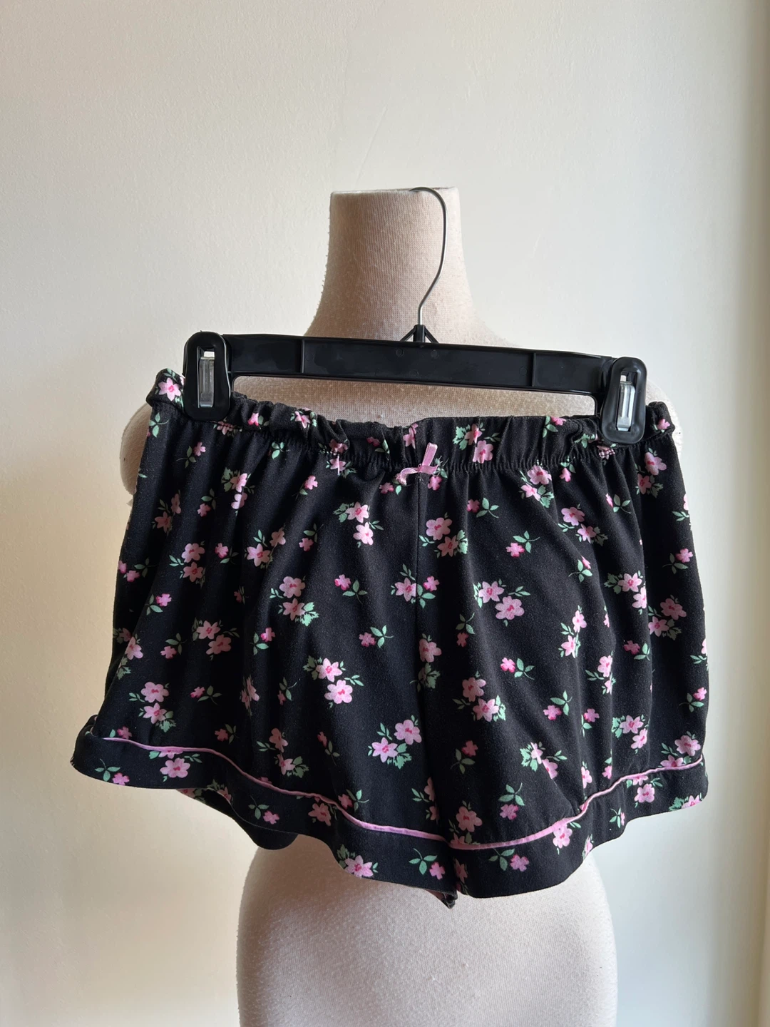 Floral Pajama Set - Size Small - photo 4