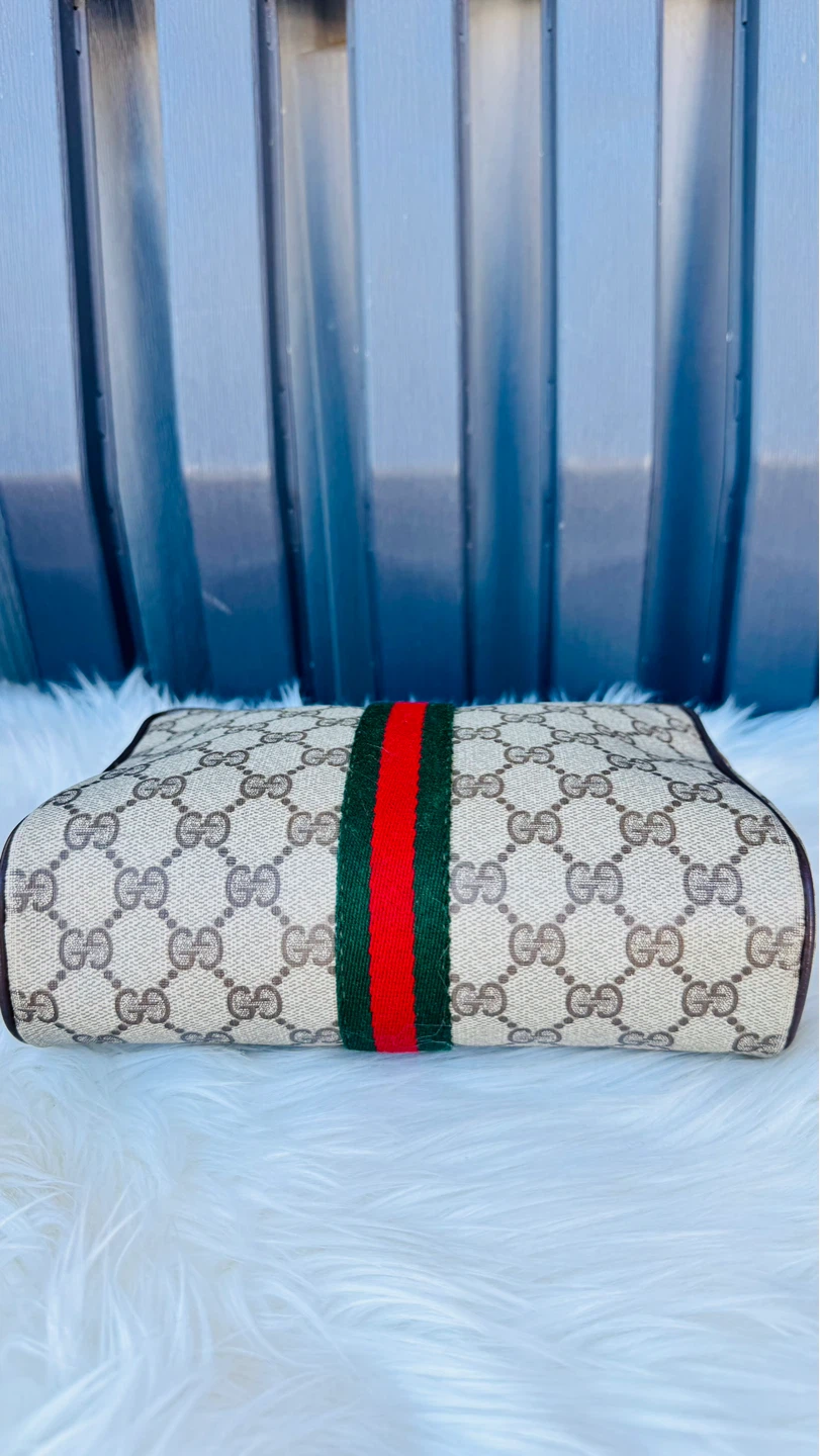 Gucci Monogram Pouch - photo 3