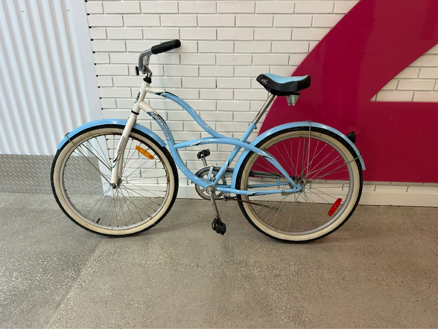 Supercycle Cruiser (70 year anniversary)