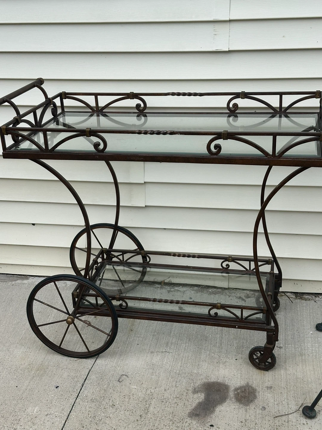 Vintage looking beverage cart