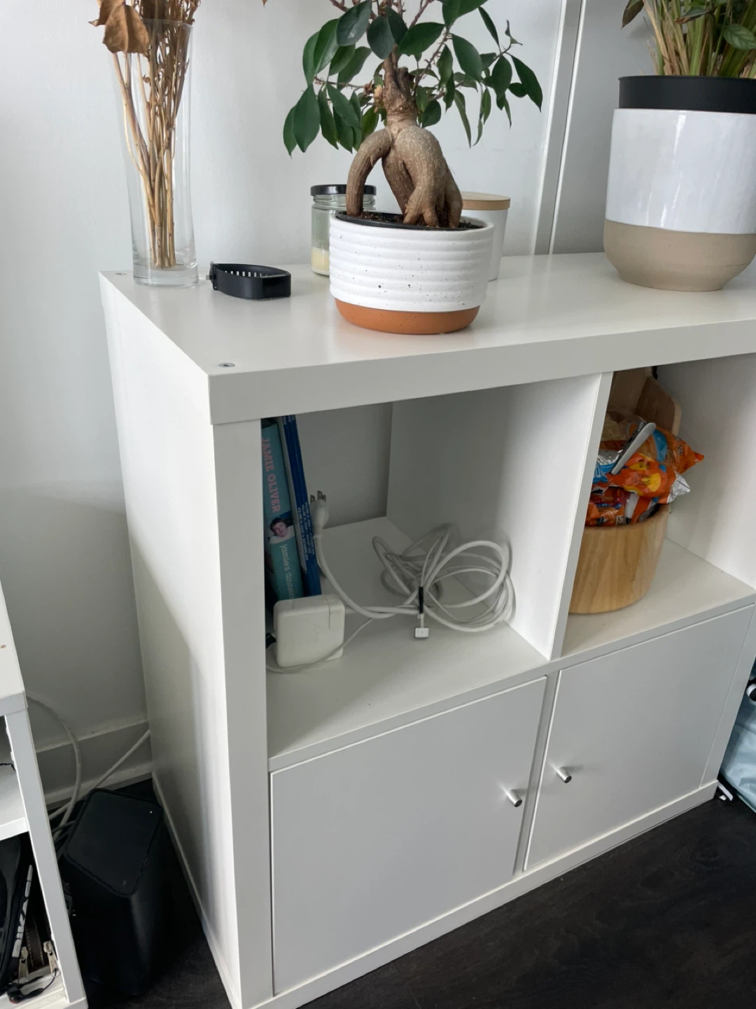 White 2-Cube Storage Unit - photo 3