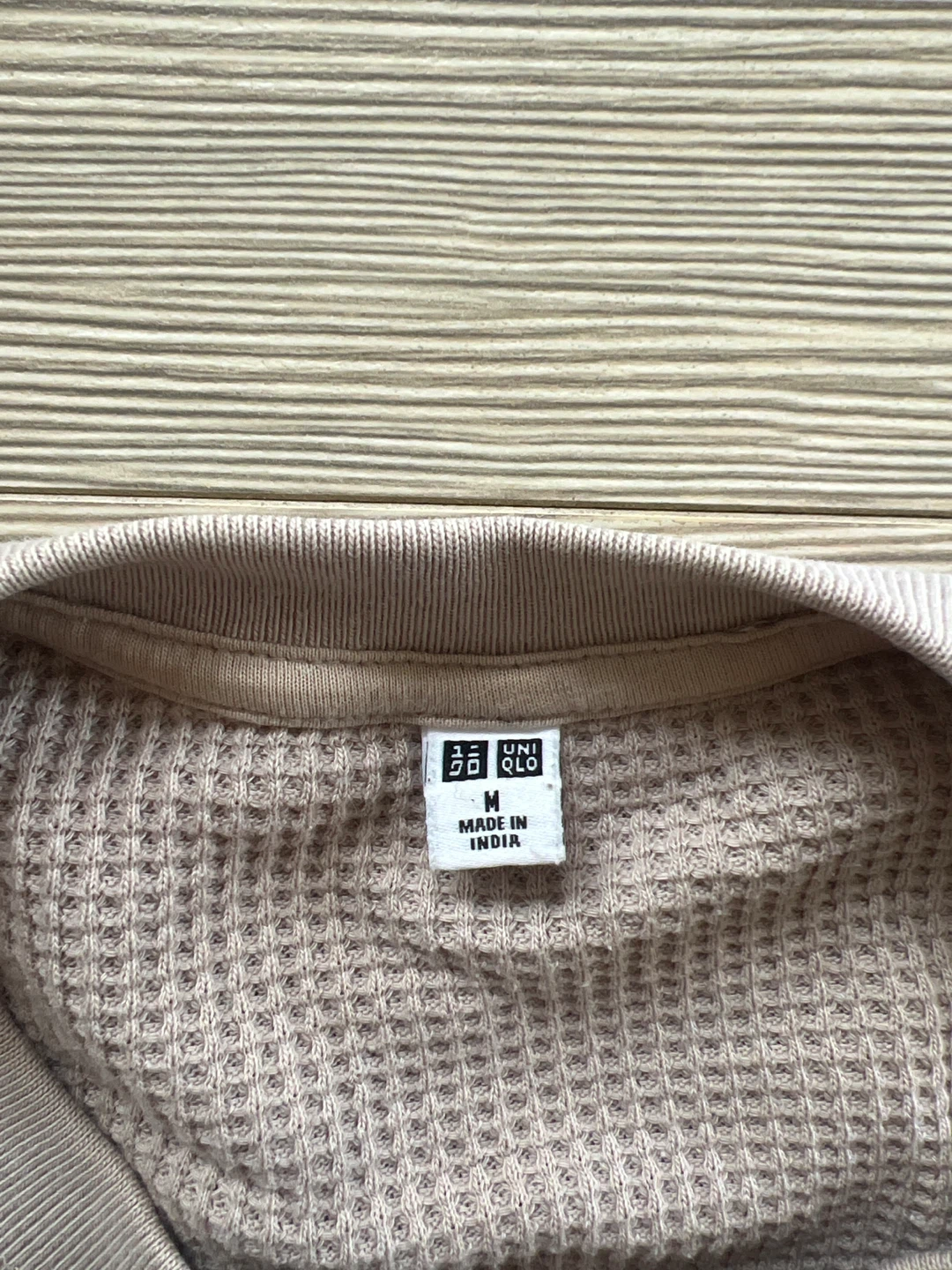 UNIQLO Waffle Knit Pocket Long Sleeve Shirt - Tan - Size M - photo 3