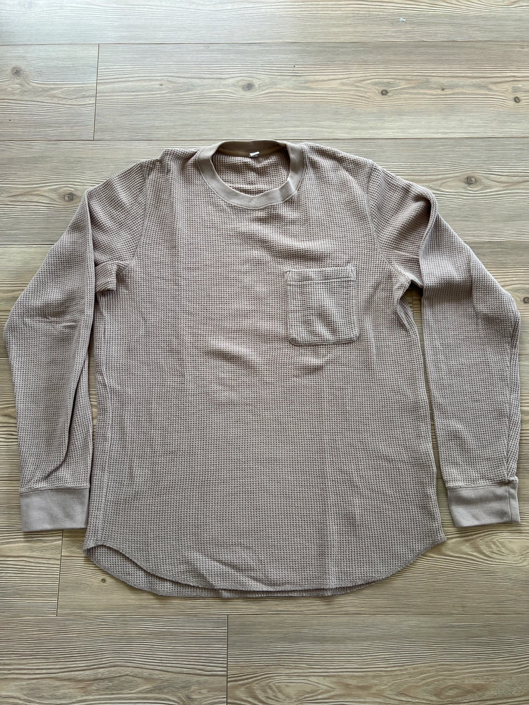 UNIQLO Waffle Knit Pocket Long Sleeve Shirt - Tan - Size M