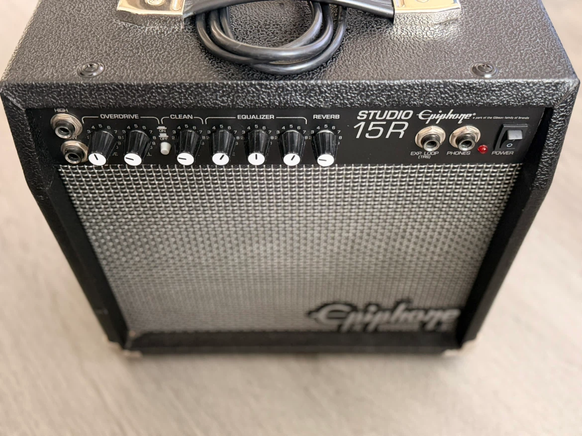 Epiphone Studio 15R Guitar Amplifier