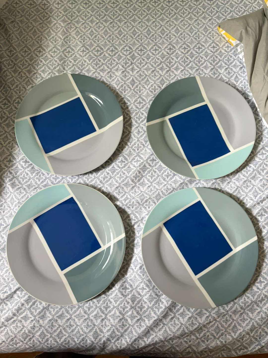 Set of 4 Decorative Plates