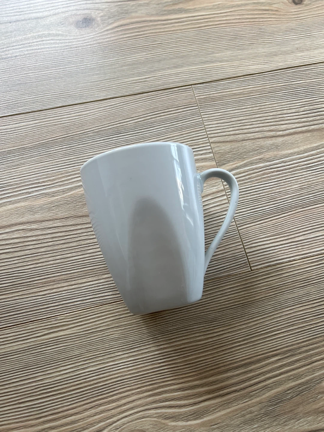 Set of 8 white ceramic mugs - photo 2