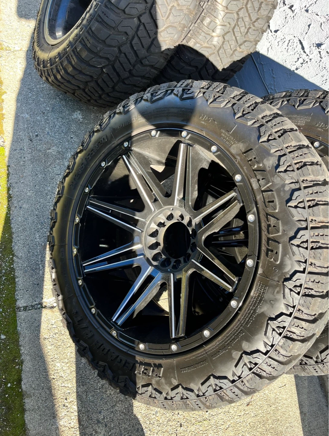 Radar Renegade R/T Tires with Black Rims - photo 2