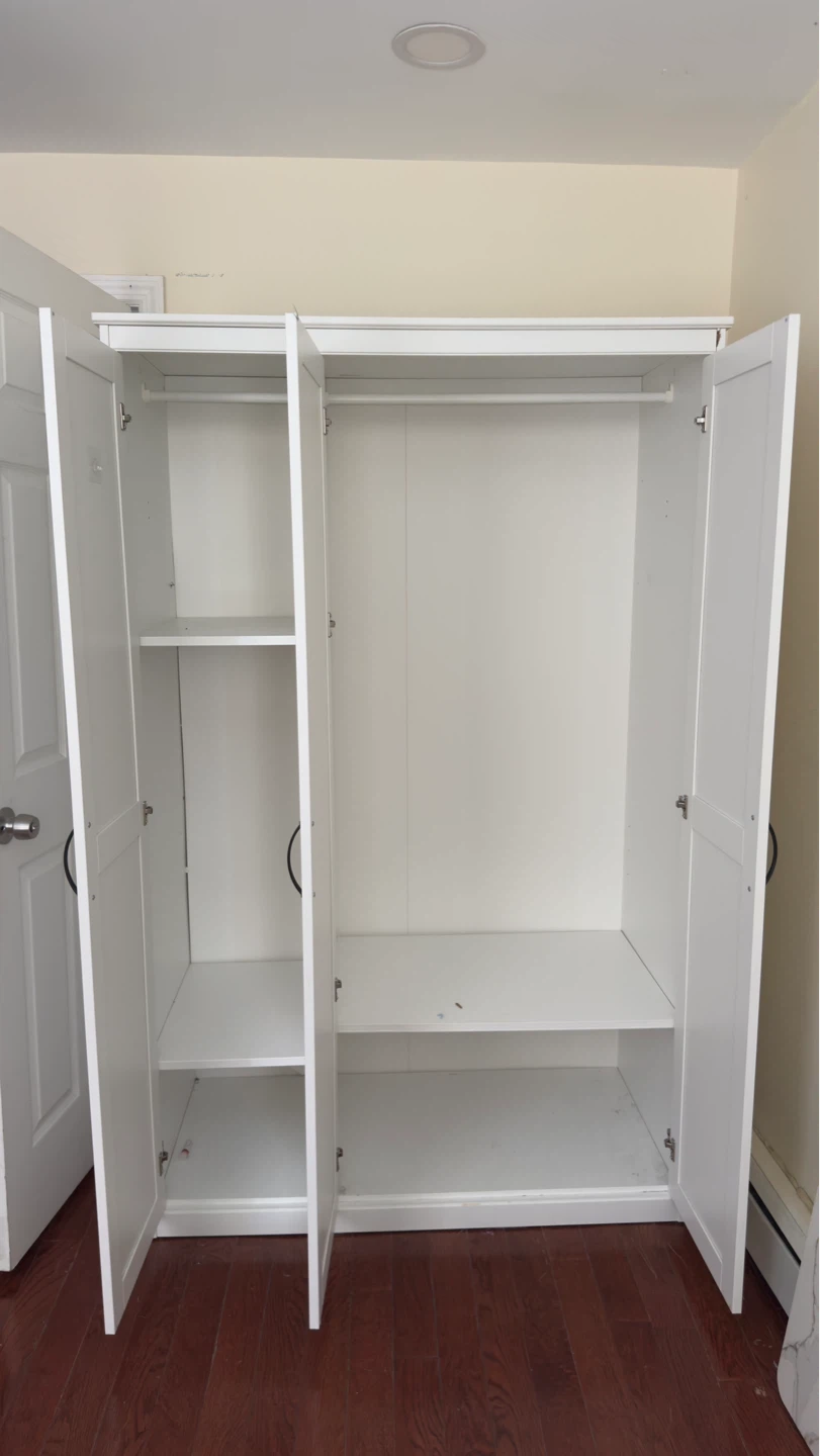 White 3-Door Wardrobe with Mirror