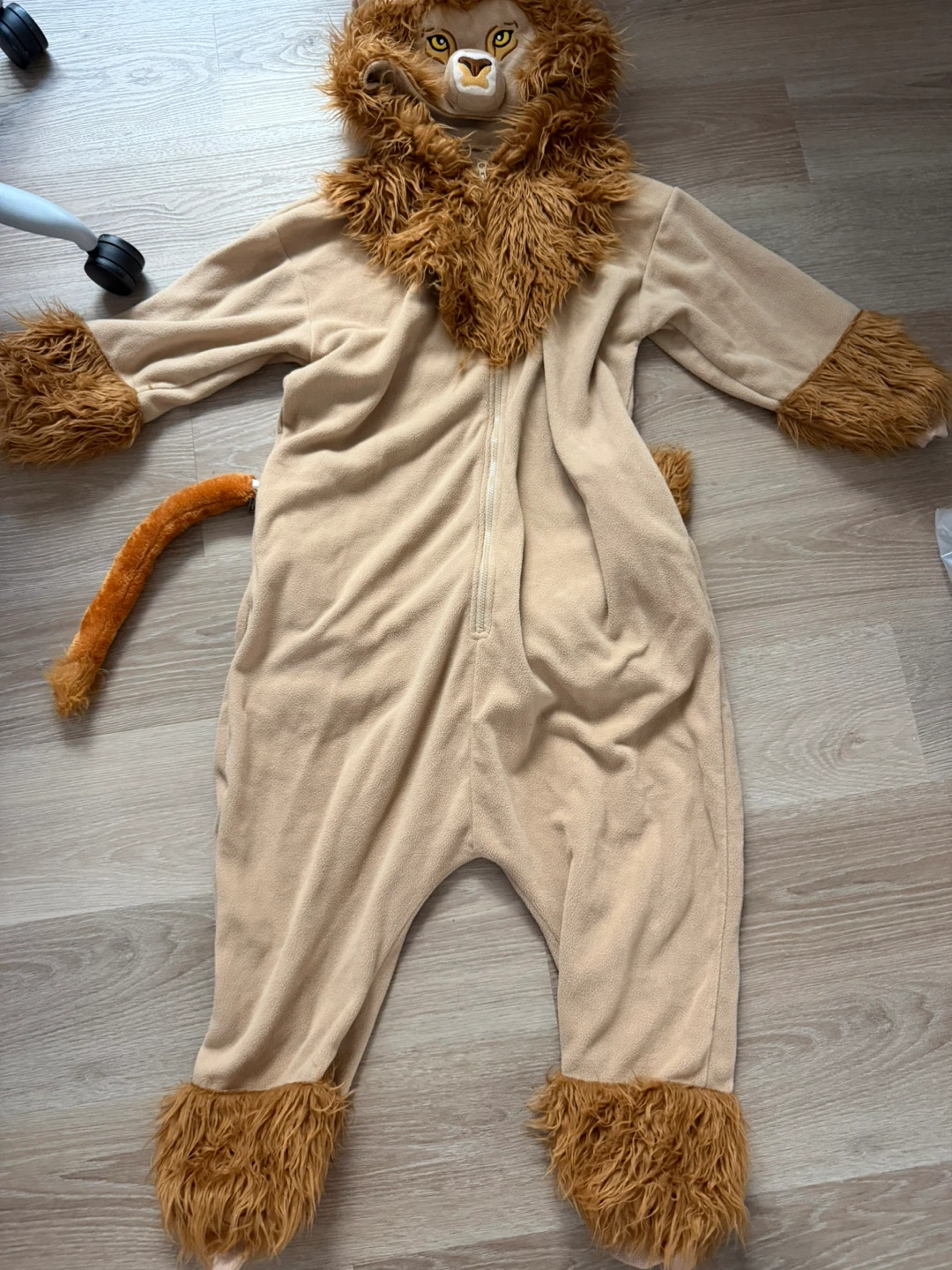 Kids and adults Lion Costume for Halloween - photo 2
