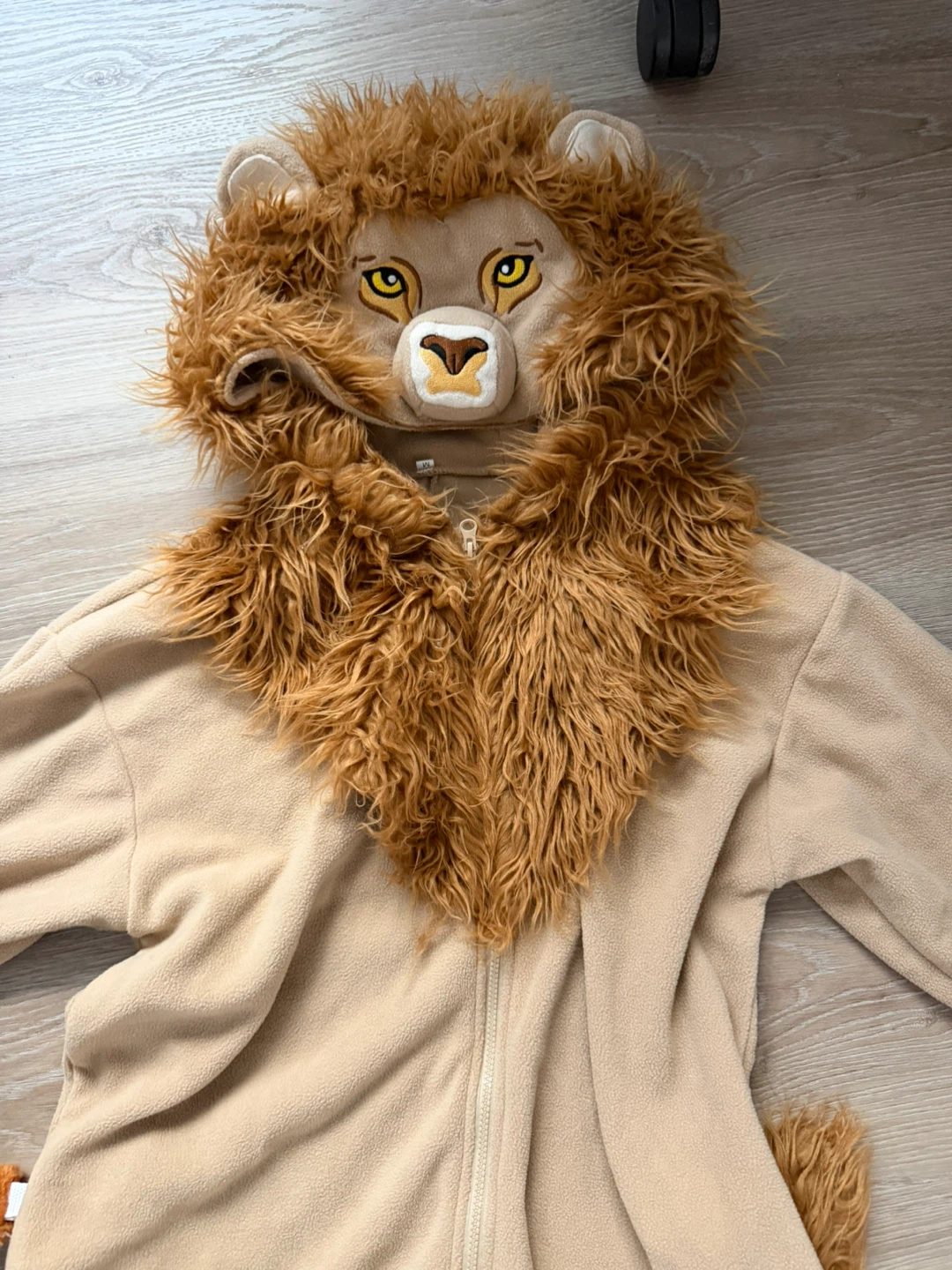 Kids and adults Lion Costume for Halloween - photo 3