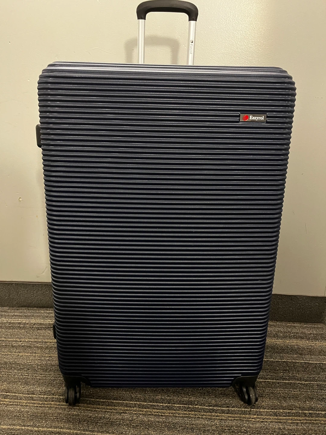 ⚽️Ezzyroll XL Hardside Spinner Luggage 19”*33”