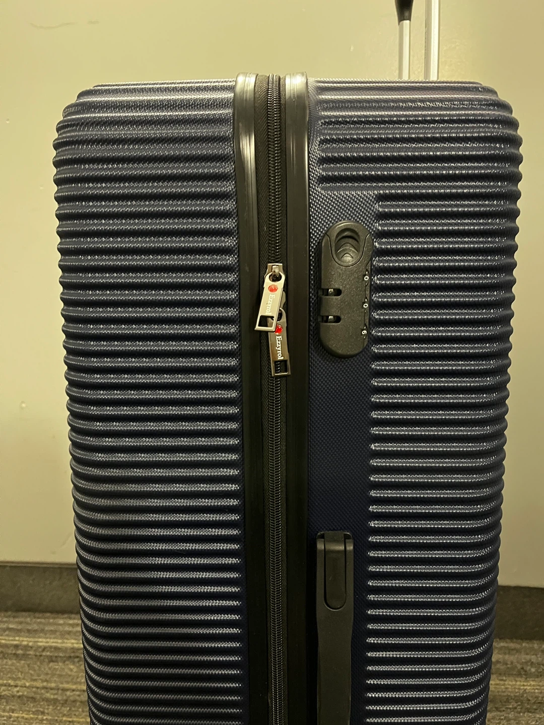 ⚽️Ezzyroll XL Hardside Spinner Luggage 19”*33” - photo 3