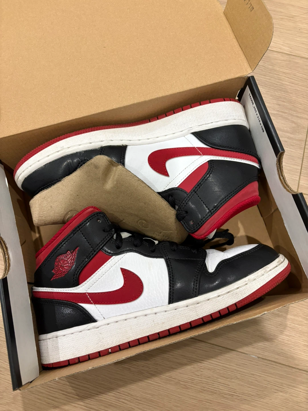 Air Jordan 1 Mid (GS) White/Gym Red-Black Sneakers