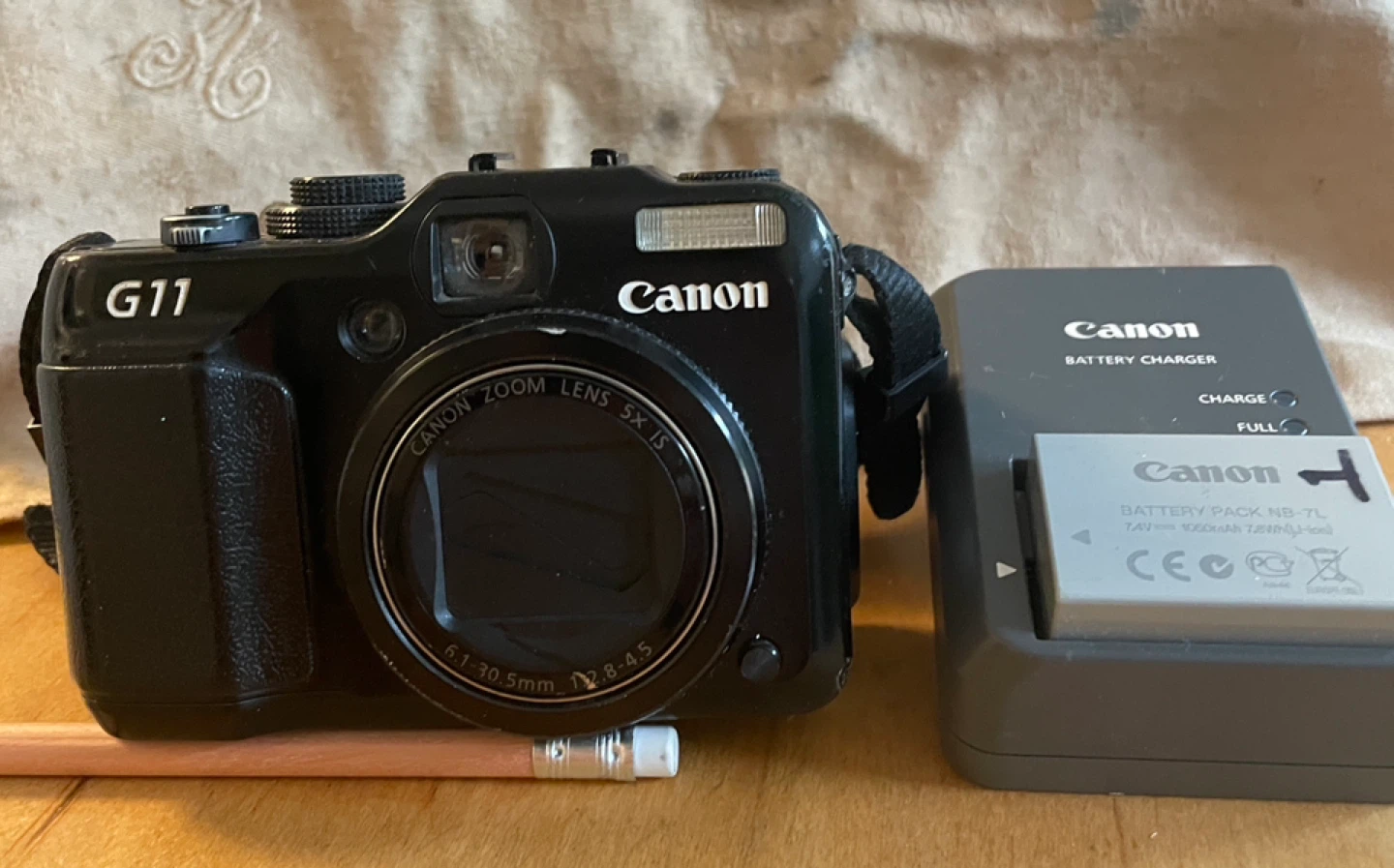 Canon PowerShot G11 camera