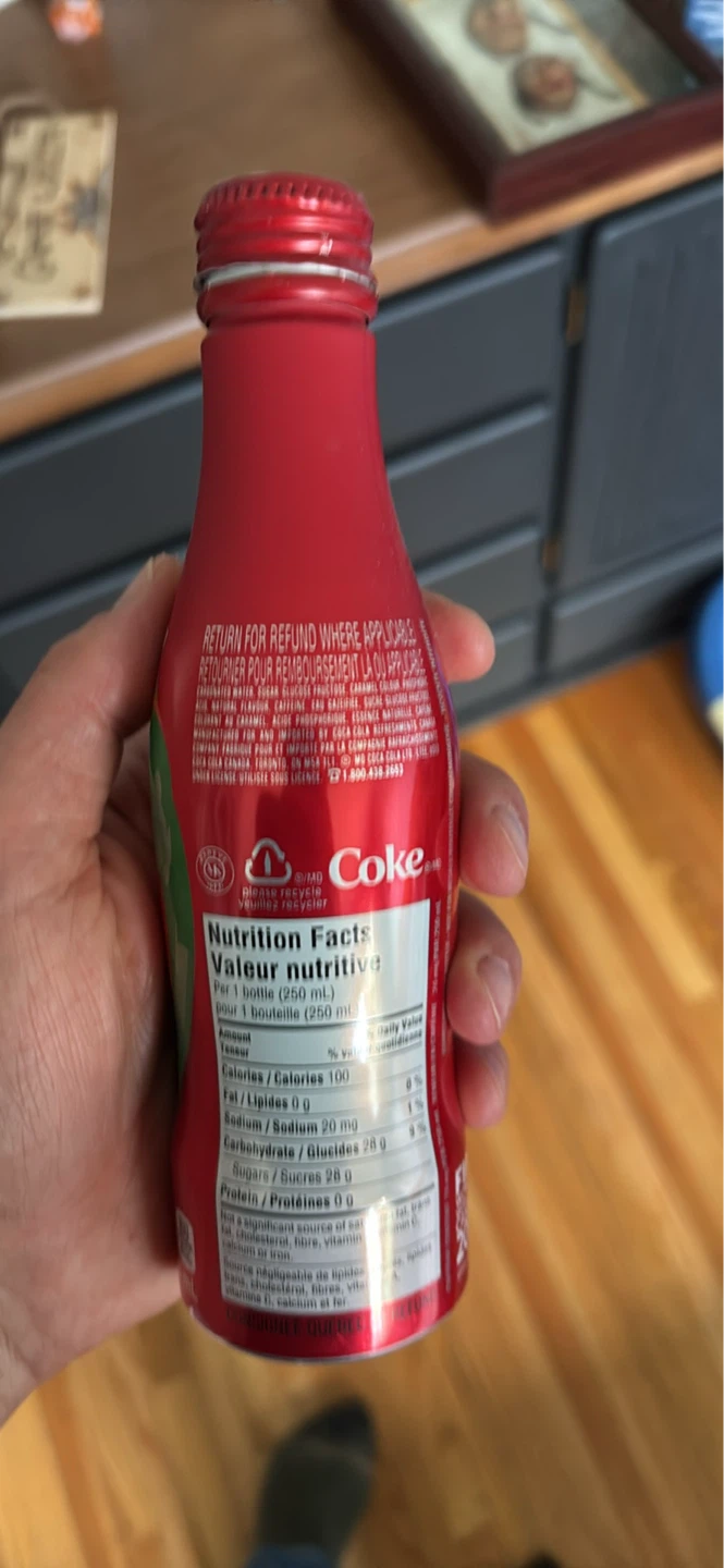 Coca-Cola FIFA Canada 2015 Commemorative Bottle - photo 3
