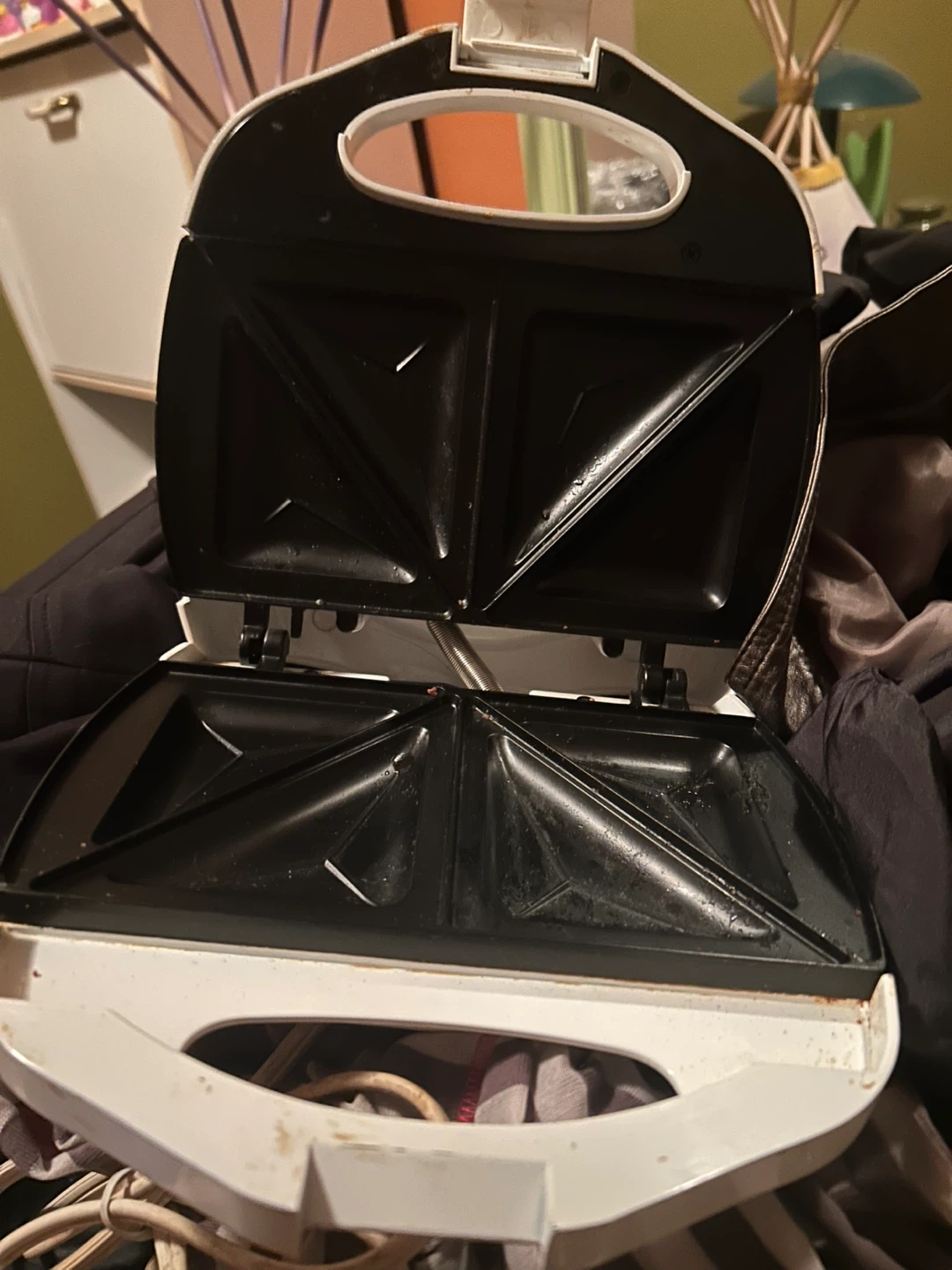 White Sandwich Maker - photo 2