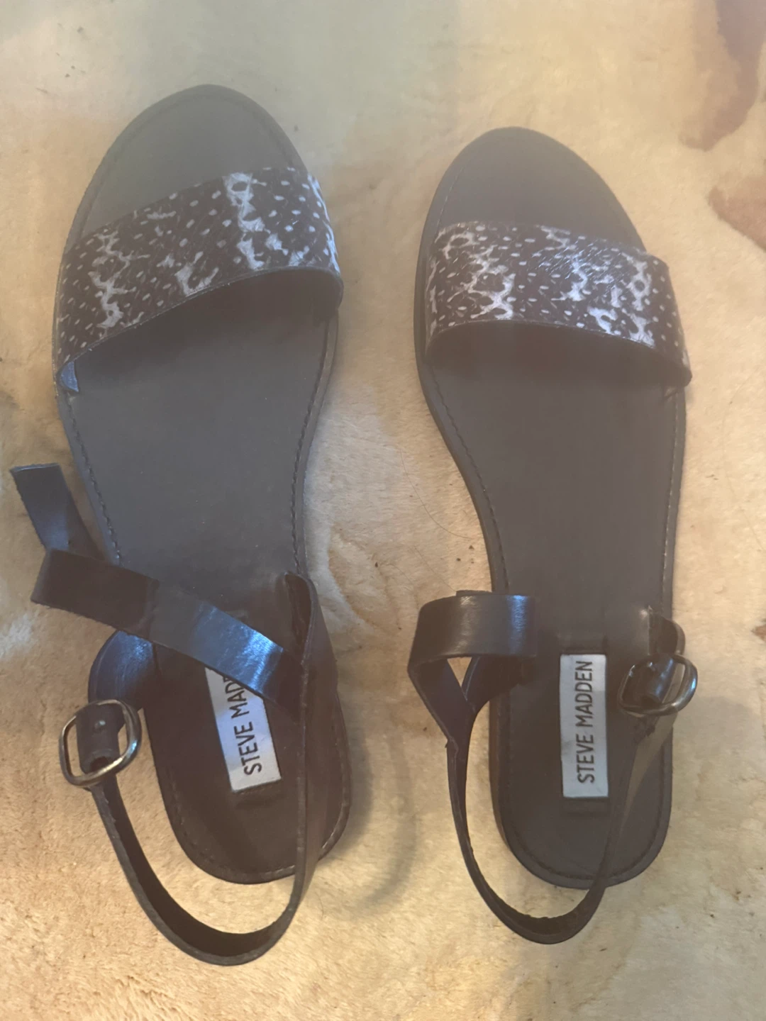 Steve Madden Black and White Animal Print Sandals - photo 2