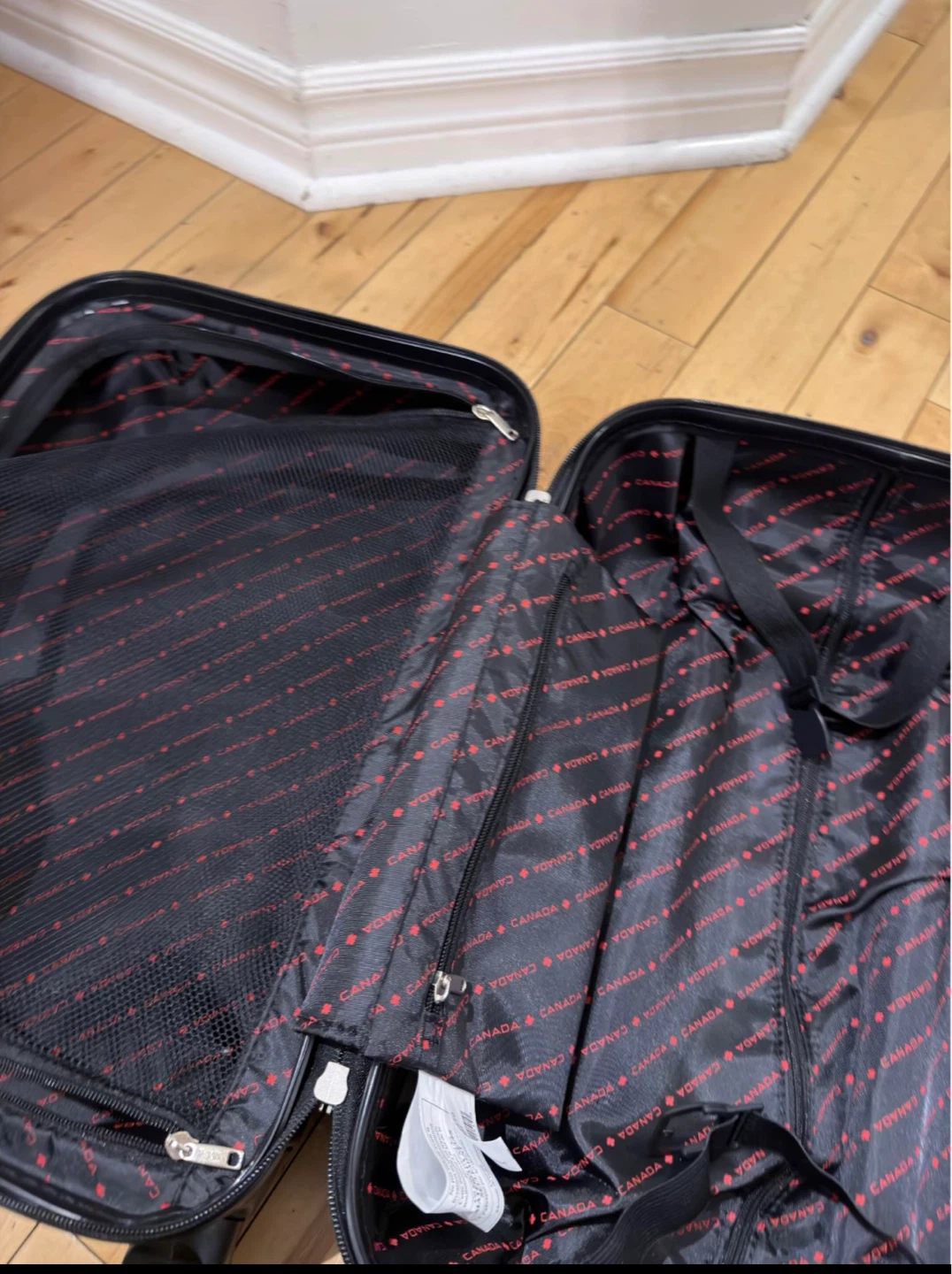 IT Luggage 21" Spinner Suitcase - photo 2