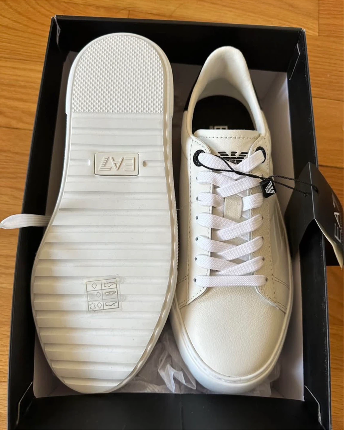 Emporio Armani Women's White Low Top Sneakers - US Size 5 - photo 5
