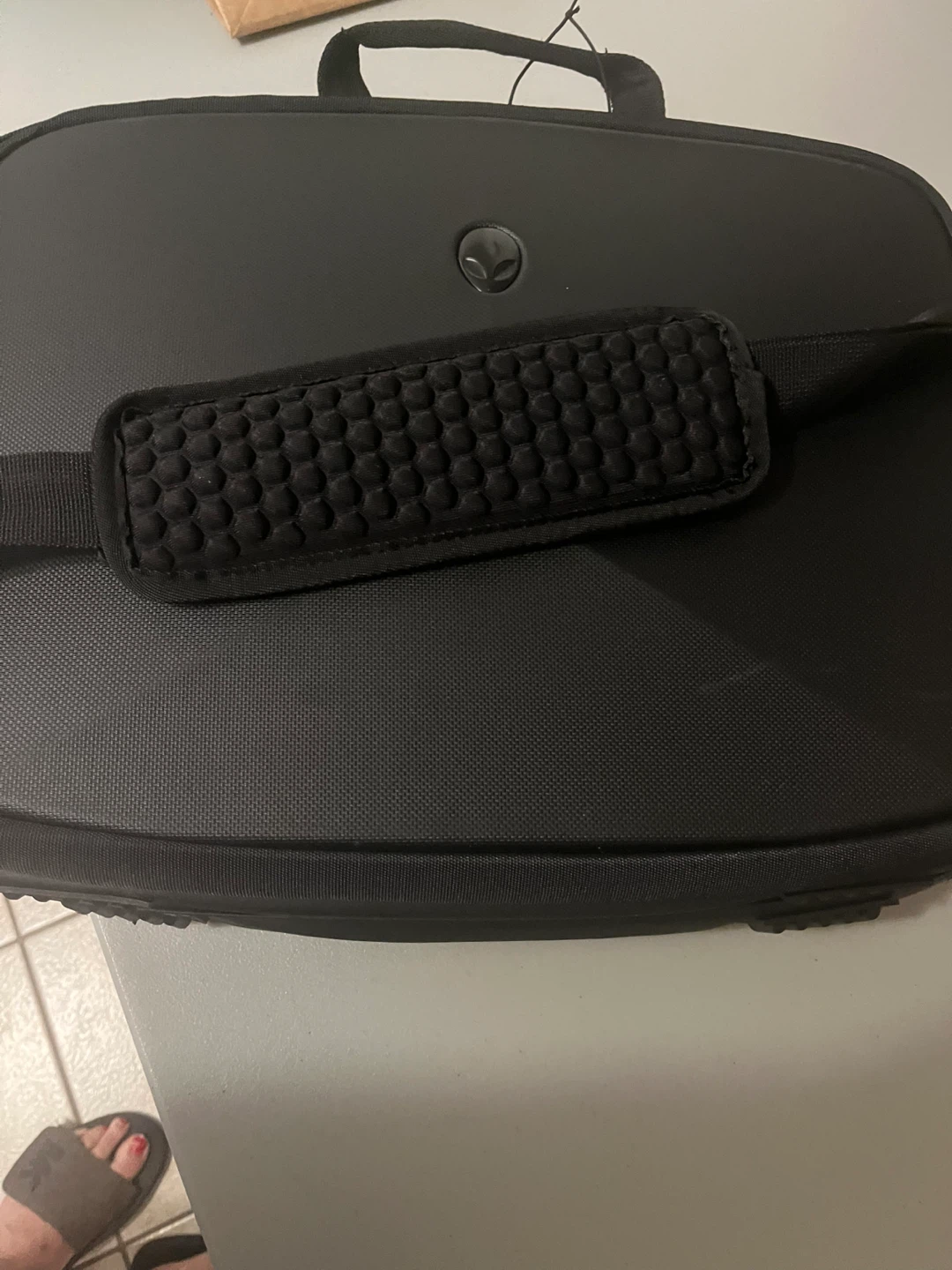 Alienware Laptop Bag - photo 2