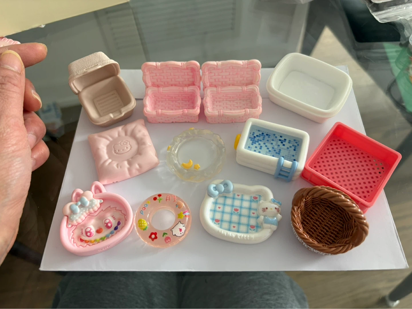 Miniature Dollhouse Accessories