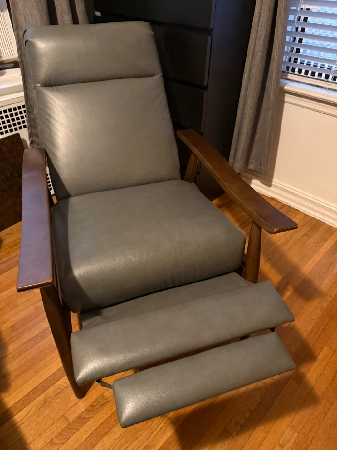 Pushback recliner chair - charcoal - photo 2