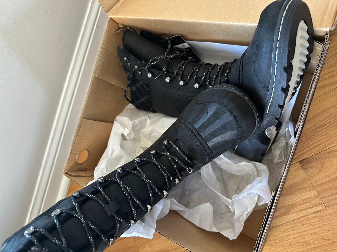 Sorel Whistler Tall Boots - Women's Size 7 - Black - photo 4