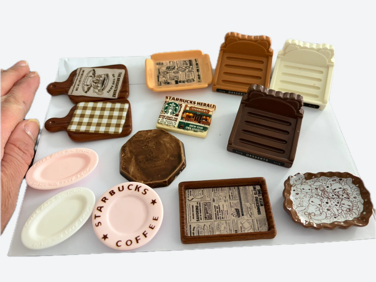 Miniature dollhouse Starbucks and Dessert Accessories