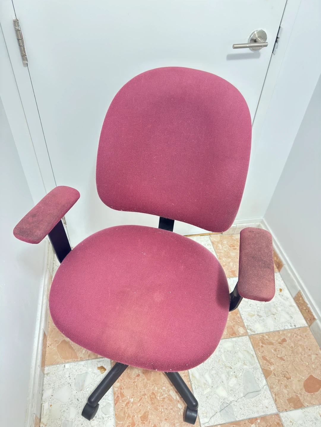 Swivel Office Chair